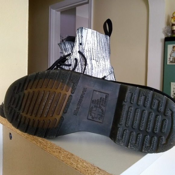 Doc Marten's Pascal Boots - Picture 3 of 12